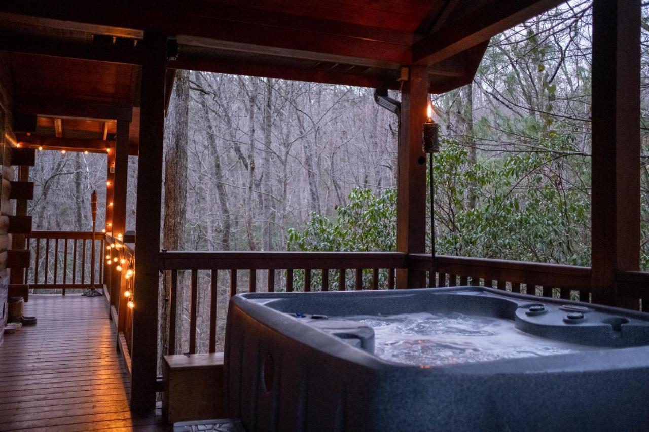 Villa Three Dog Night - Pet-Friendly Cabin With Hot Tub Blue Ridge Exterior foto