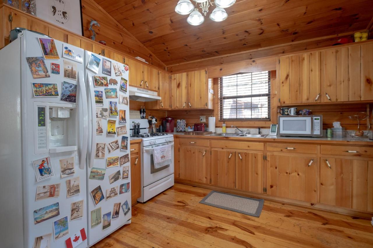 Villa Three Dog Night - Pet-Friendly Cabin With Hot Tub Blue Ridge Exterior foto