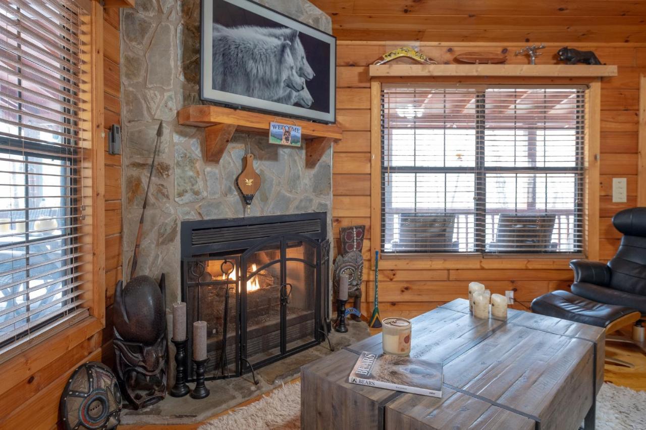 Villa Three Dog Night - Pet-Friendly Cabin With Hot Tub Blue Ridge Exterior foto